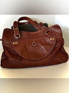 LUCKY BRAND VINTAGE INSPIRED DISSTRESSED BROWN SUPER SOFT LEATHER SHOULDER BAG